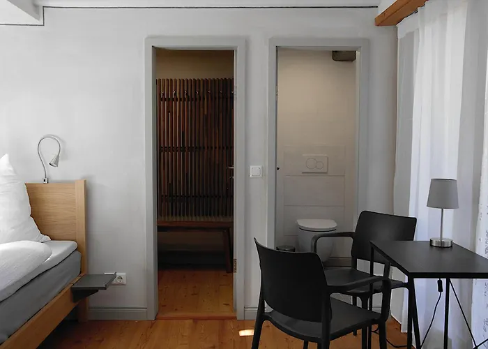 Zur Grauen Maus In Mit Parkplatz Und Garten Arnstadt