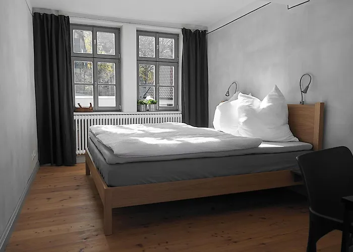 Zur Grauen Maus In Mit Parkplatz Und Garten